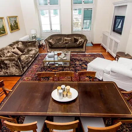 Villa Neoclassical Maia
